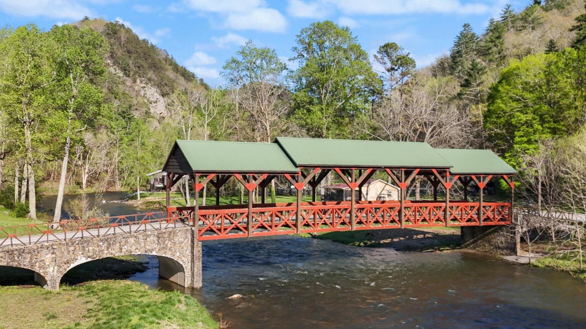 The Tellico Plains Inn And Event Venue Eksteriør bilde