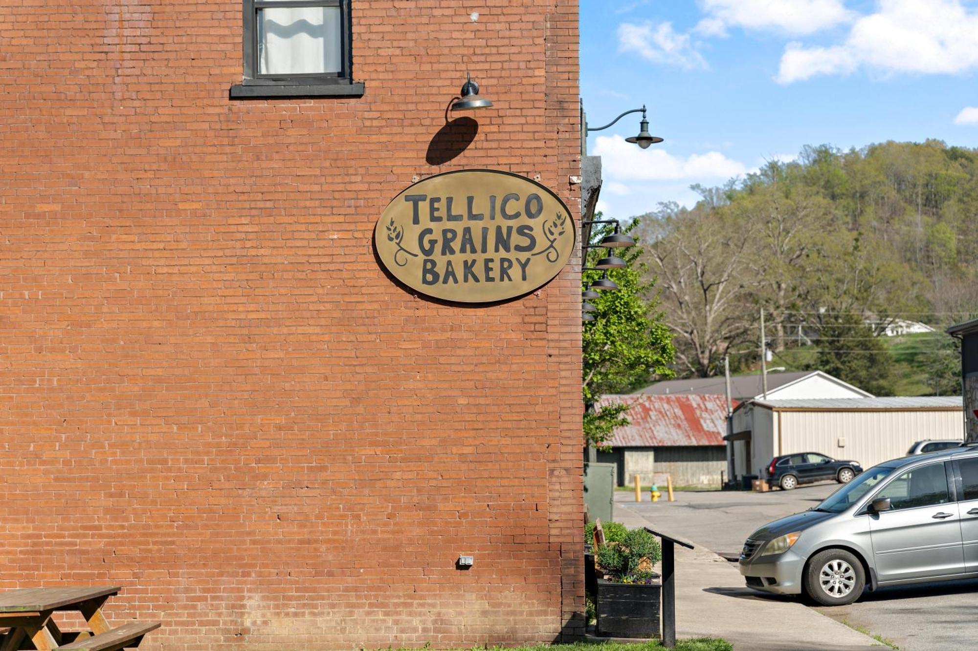 The Tellico Plains Inn And Event Venue Eksteriør bilde