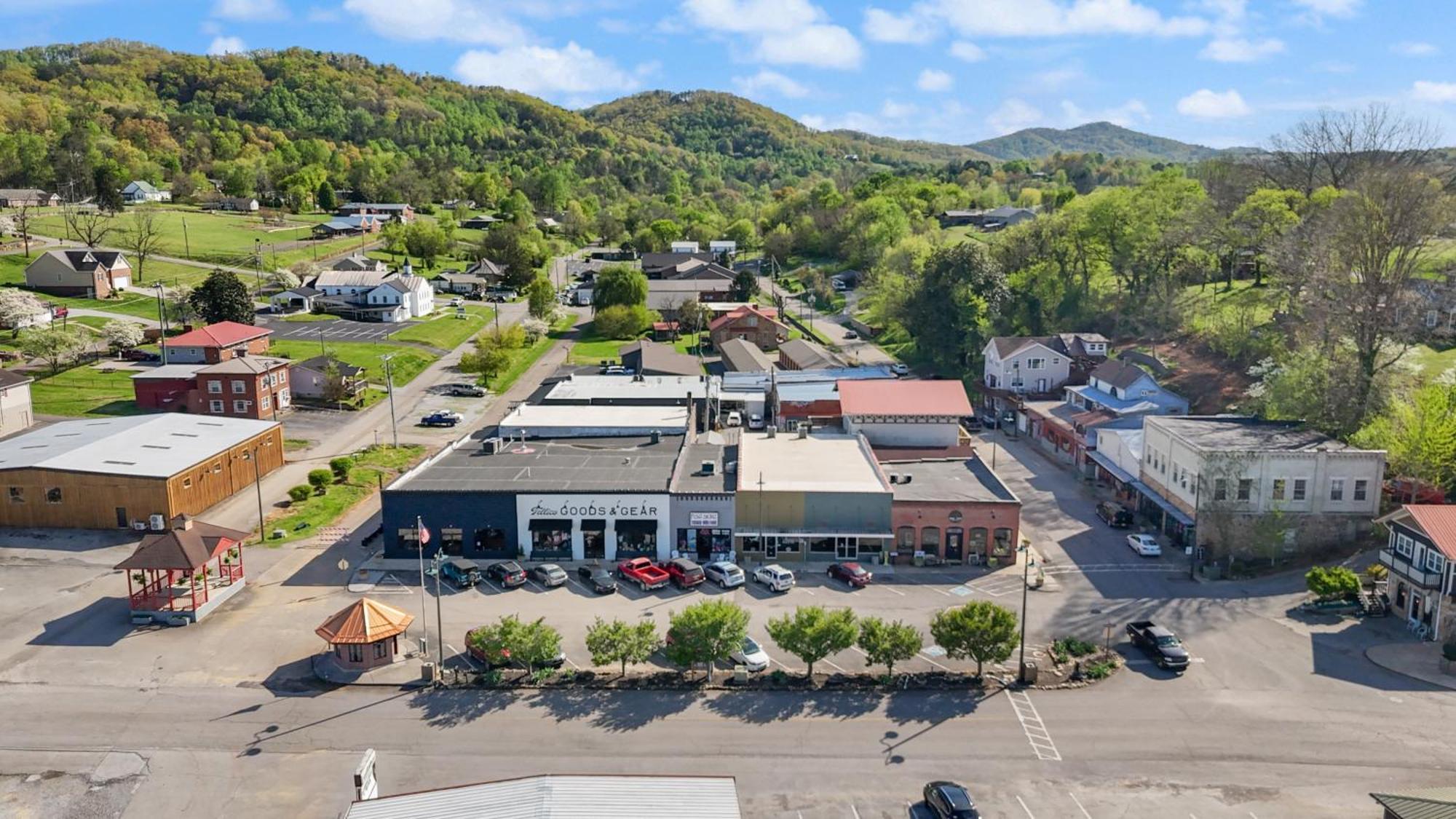 The Tellico Plains Inn And Event Venue Eksteriør bilde