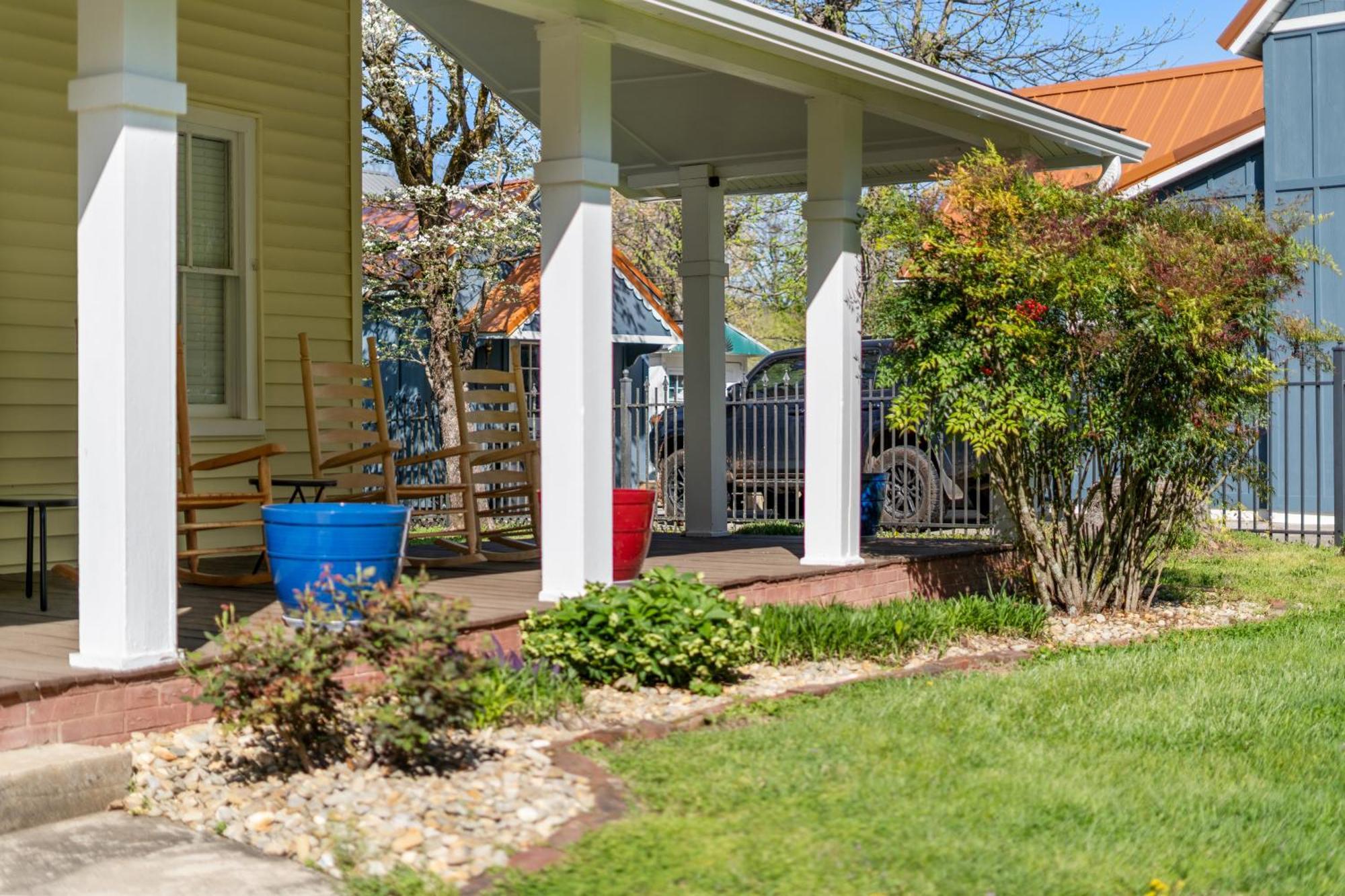 The Tellico Plains Inn And Event Venue Eksteriør bilde