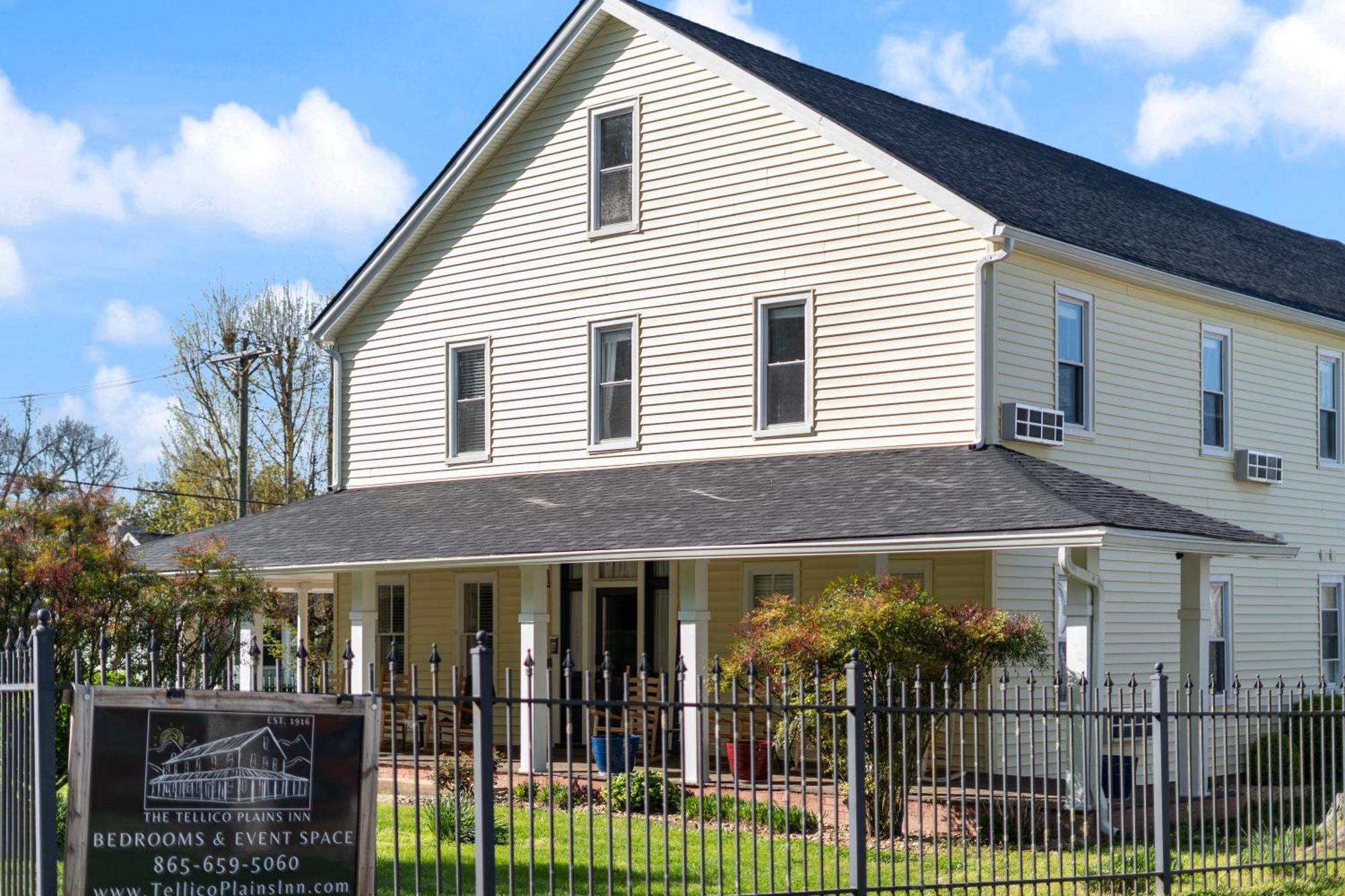 The Tellico Plains Inn And Event Venue Eksteriør bilde